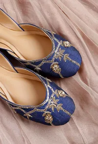 Blue Hand Embroidered Silk Juttis image 3