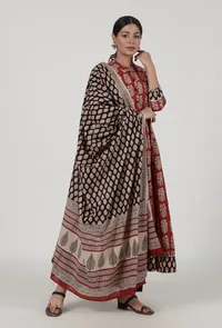 Ajrakh Printed Black Cotton Dupatta With White & Multicolor Motif image 1