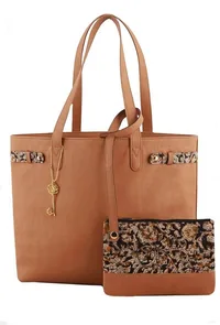 Tan Kalamkari Tote Bag image 1