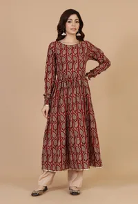 Set of 3: Maroon Elegance Hand block Printed Cotton Kurta & Beige Cotton Pant with Dupatta Set image 4