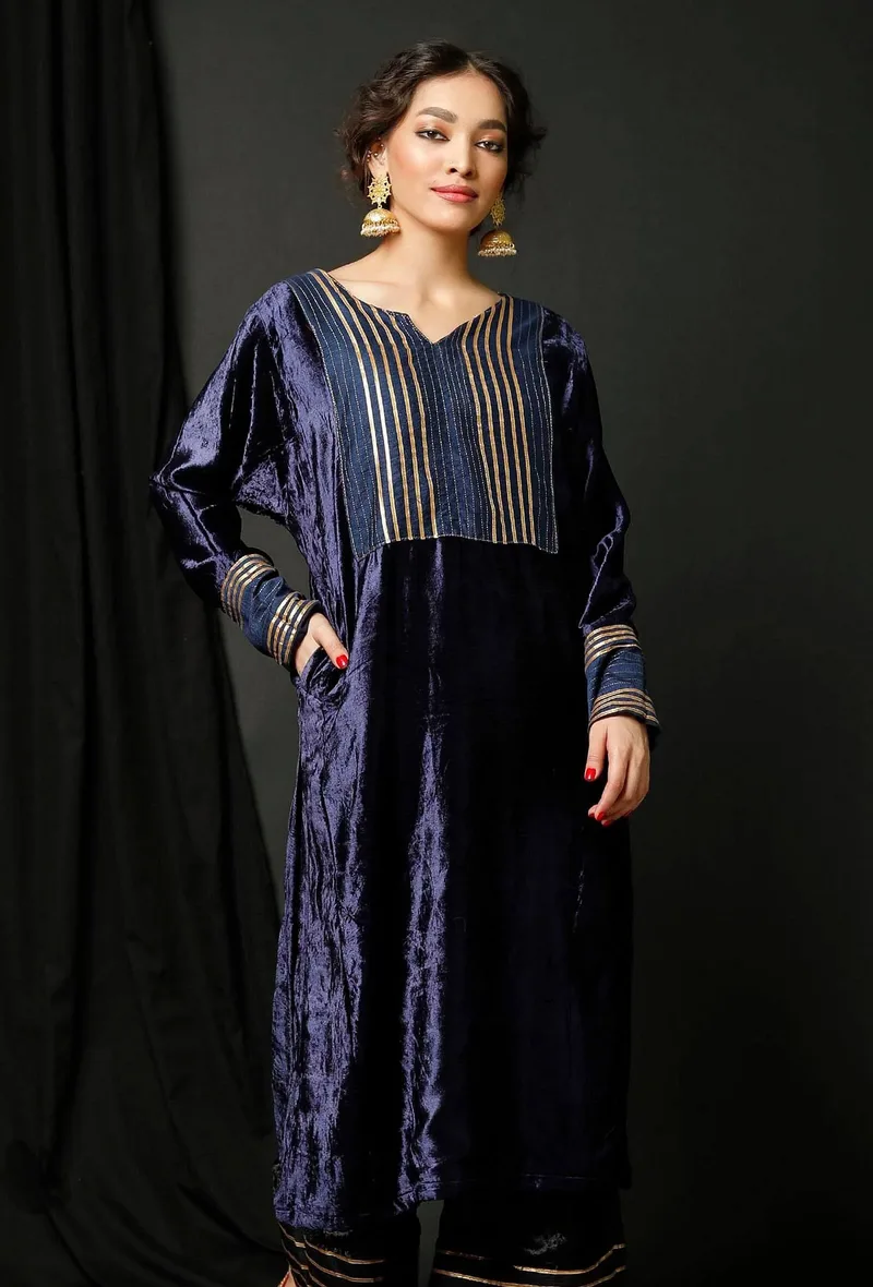 Blue Velvet Gota Phiran