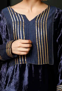 Blue Velvet Gota Phiran image 5