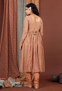 Set Of 2: Ishani Peach Hand Block Printed Gathered Mulmul Kurta & Churidar image 2