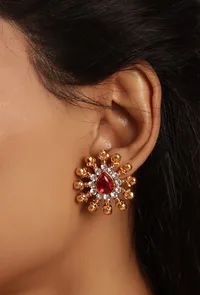 Ethnic Three-Line Moti Mala Choker Set With Adjustable Neck Dori And Antique Tops image 2