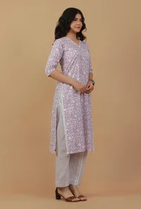 Set Of 2: Lavender Floral Printed Cotton Kurta with Striped Pants image 2