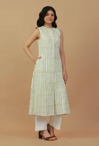 Set of 2: Ivory Olive Hand Block Printed Kurta & White Cotton Pant image 2