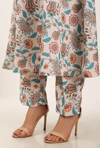 Set Of 2: Lilybeth Floral Chintz Aline Kurta Dress With Narrow Fit Pants image 6