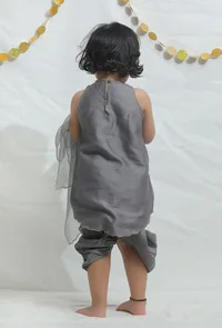 Set of 3: Grey Chanderi Slip Kurta with Dhoti Pants and Dupatta image 4