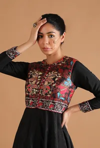 Single: Avni Allover Button Down Kalamkari Jacket image 4