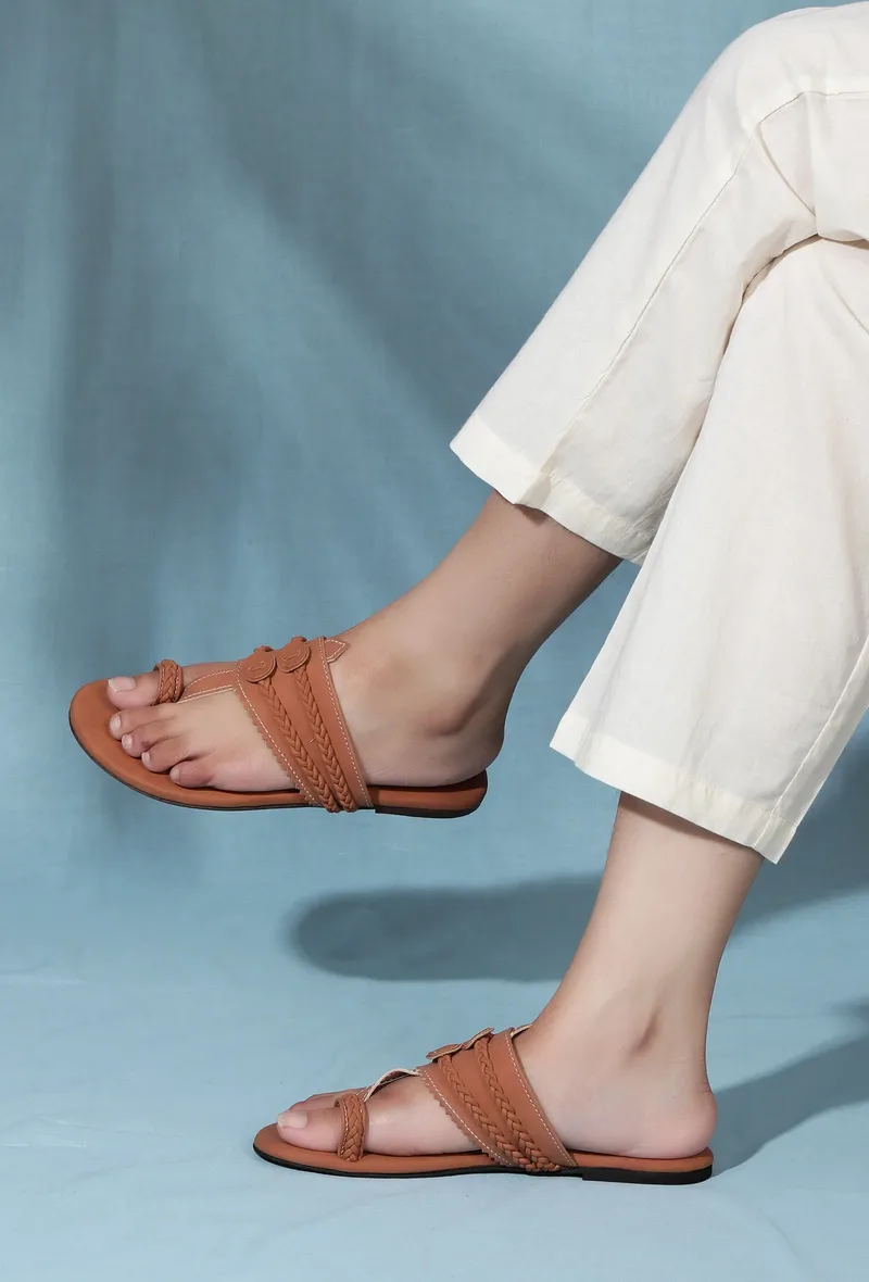 Tan Brown Cruelty free Leather inspired Kolhapuri