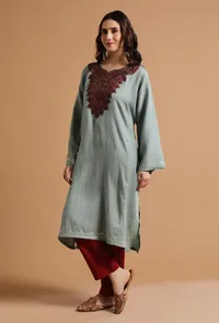 French Grey Kashmiri Sozni Embroidery Phiran-Free Size image 3