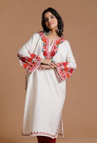 White Aari Embroidered Kashmiri Phiran-Free Size image 1