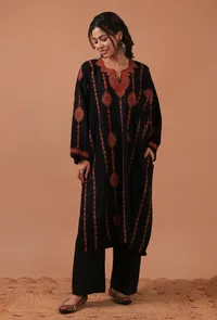 Black Woolen Sozni Embroidered Phiran- Free Size image 2