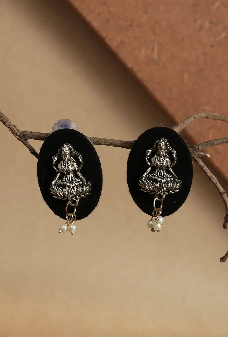 Black Velvet Lakshmi Pearl Earrings