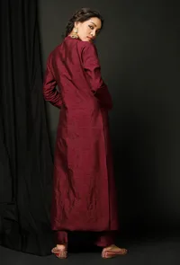 Wine Raw Silk Achkan image 4