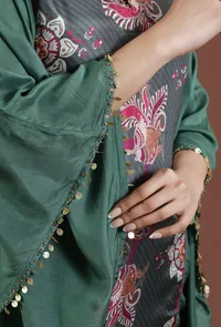 Emerald Green Kalamkari Printed Muslin Silk Kaftan image 6