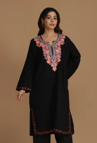 Elegant Black Kashmiri Aari Embroidered Phiran- Free Size image 1