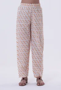 Set Of 3: White & Multicolor Cotton Block Printed Kurta, Pant & Dupatta image 5