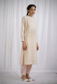 Set Of 2: Yellow Woven Cotton Striped Straight Kurta with Straight Pants image 3