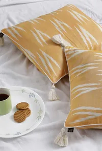 Set of 2: Peach Ikat Cotton Cushion Covers image 6