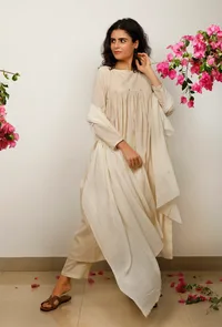 Beige Kota Dupatta image 1
