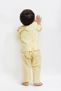 Set Of 2: Yellow Dobby Kurta and Yellow Pant image 3