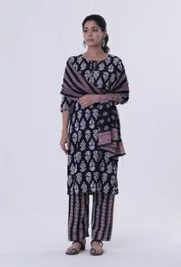 Black Cotton Rayon Dupatta image 4