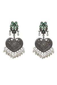 Green Kundan Heart Shape Pearl Drop&nbsp;Earrings image 2