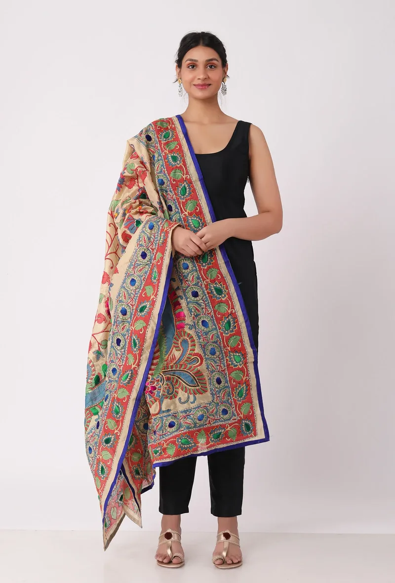 Tanvi hand embriodered kantha silk dupatta