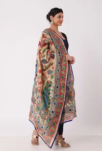 Tanvi hand embriodered kantha silk dupatta image 2