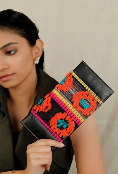 Onyx Jacquard Wallet