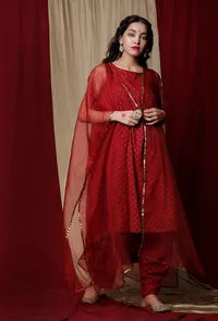 Set of 3:Maroon Cotton Kurta and Pants with Organza Cape image 1