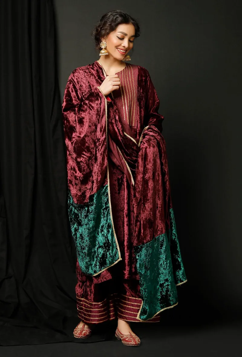 Set of 3 : Wine Velvet Phiran With Wine Velvet Pallazo and Color Block Odhni