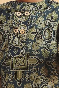Divij Indigo Ajrakh Print Cotton Kurta & Off White Pyjama image 4