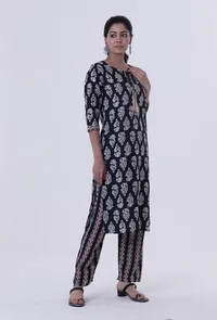 Black Cotton Rayon Kurta image 4