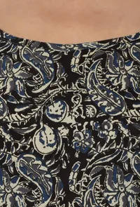 Kalamkari Printed Black Color Cotton Slip image 5