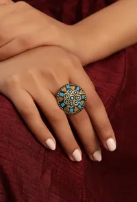 Laq Fashionable Light Weight Circular Shield Shaped Multi Color Ring image 6