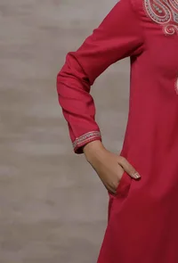 Mahnoor Fuchsia A-Line Long Woollen Kurta image 6