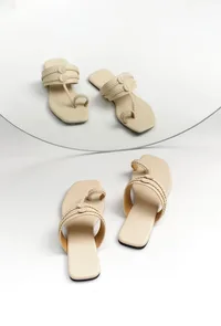 Creamy White Cruelty Free Leather Inspired Kolhapuri image 1