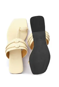 Creamy White Cruelty Free Leather Inspired Kolhapuri image 4