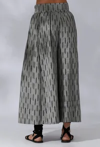 Set Of 2- Black Cotton Crop Top with Black Flared Culottes image 3