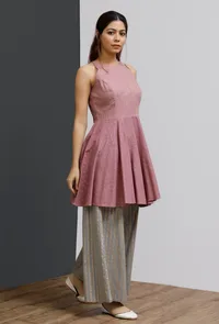 Set of 2: Onion Pink Hand-Block Printed Short Kurti With Grey Hand-Block Stripe Printed Palazzo image 3
