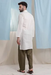 Set Of 2-off white cotton chikankari kurta with pajama image 3