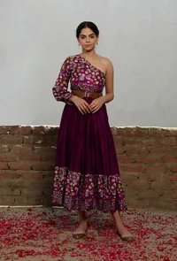 Maroon  Kalamkari Printed Cotton Silk One Shoulder Long Pleated Dress image 3