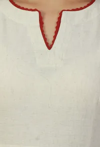 Off-White Sleeveless Block Printed Cotton Kurta image 5