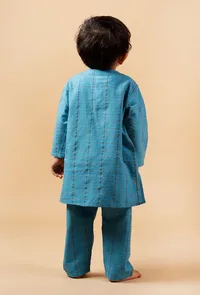 Set of 2: Blue Checked Kurta With Blue Checked Woven Pant image 4
