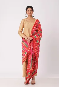 Gulabi allover embriodred phoolkari dupatta image 2