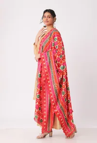 Gulabi allover embriodred phoolkari dupatta image 3