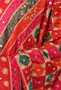 Gulabi allover embriodred phoolkari dupatta image 4