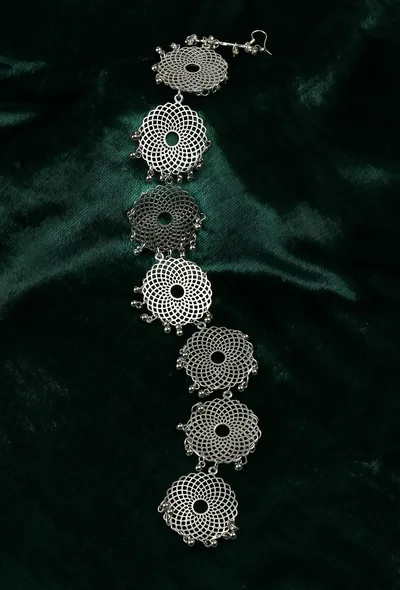 Rajsi Mandala Heritage Hair Parandi